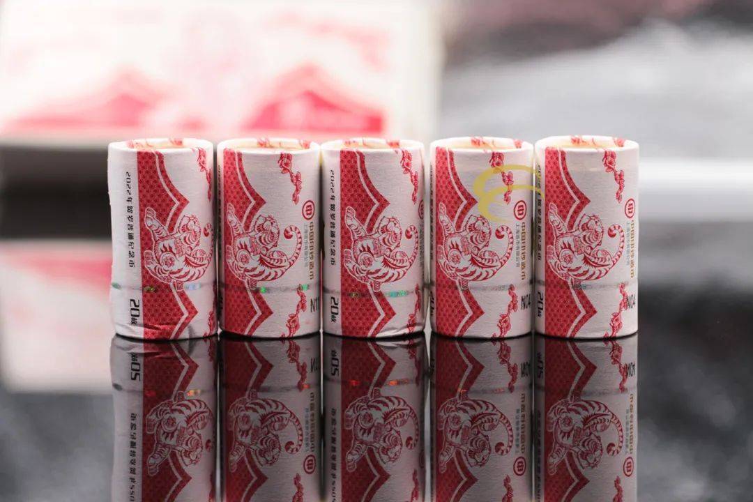 8月<strong></p>
<p>心币</strong>，有3套纪念币确定发行，还有虎币、黄山币等待预约