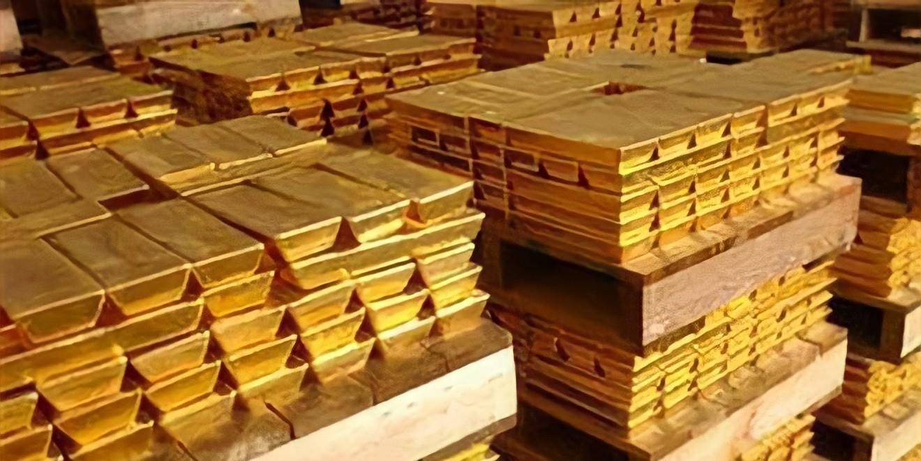 老蒋战败后<strong></p>
<p>法币金圆券</strong>，带走了无数的黄金和国宝，恨不得把整个国家都搬空