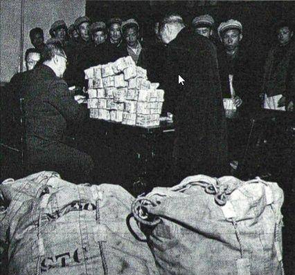 1949<strong></p>
<p>法币金圆券</strong>，陈毅在上海：所有的金融故事，背后都有个共同的逻辑～信用