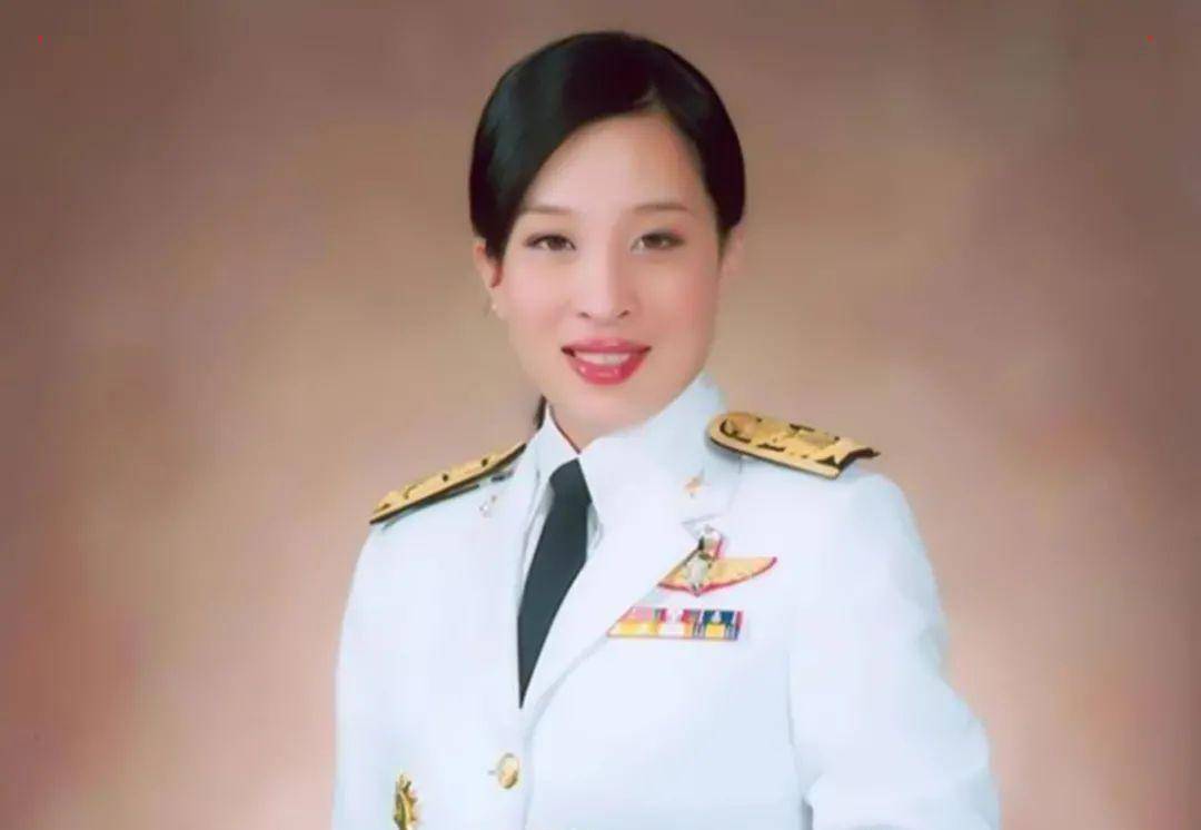 提帮功这次王储当定了<strong></p>
<p>帮呗币</strong>，硬币上的满月照无人能及，帕查拉望币兴叹