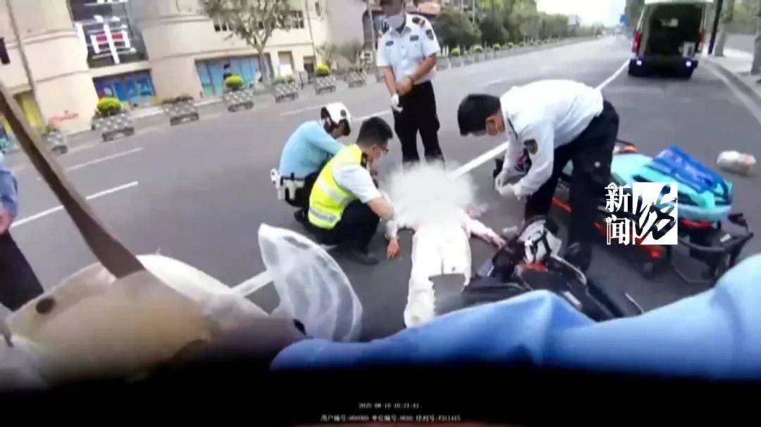 上海街头一女子突然倒地<strong></p>
<p>虎币全球</strong>，满脸是血！很多人用过，已致多起意外！赶快赶快