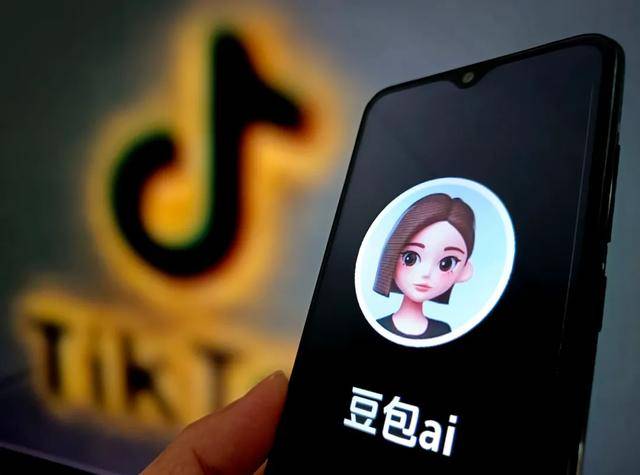 字节的硬件野心<strong></p>
<p>农币网</strong>，藏在豆包里