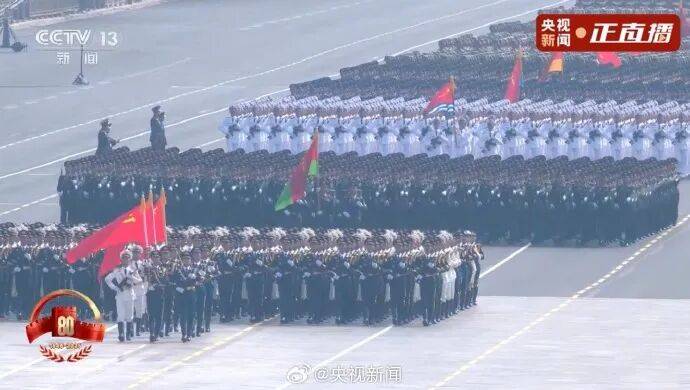 歼20S、DF61导弹<strong></p>
<p>币币火网莱特</strong>，震撼亮相！三支兵种首次亮相天安门广场，空中梯队战机起飞