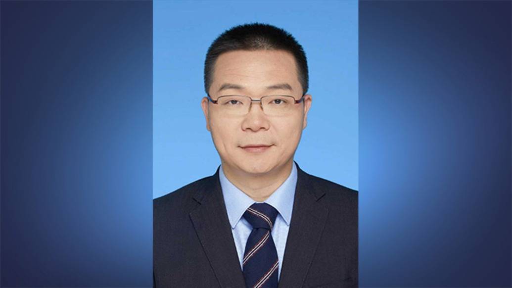 正厅级段肖磊已赴黑龙江履新<strong></p>
<p>币姥爷</strong>，曾长期在农行任职