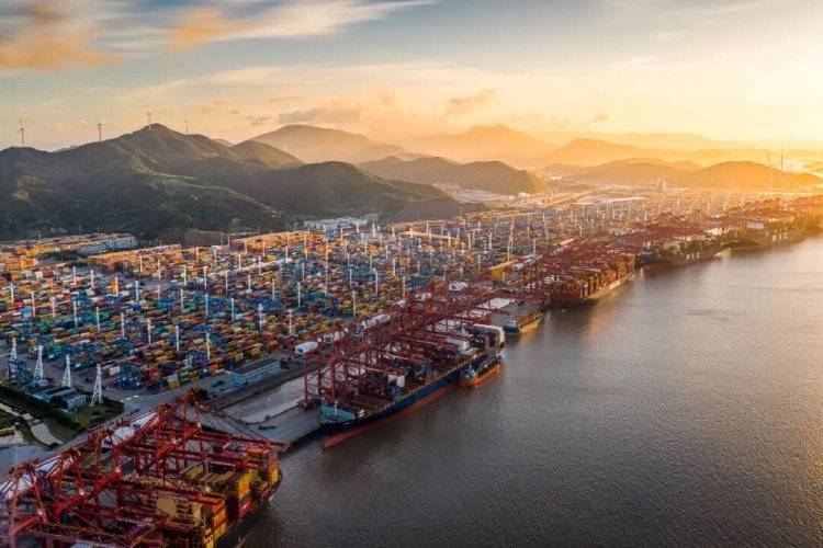 18天直达欧洲<strong></p>
<p>随享币</strong>！“中欧北极快航”开通