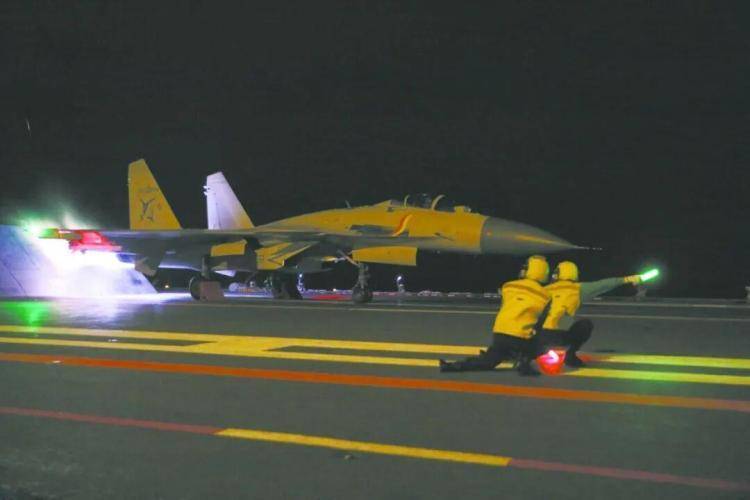 玉渊谭天丨福建舰“上新” 西太平洋战略格局将被重塑