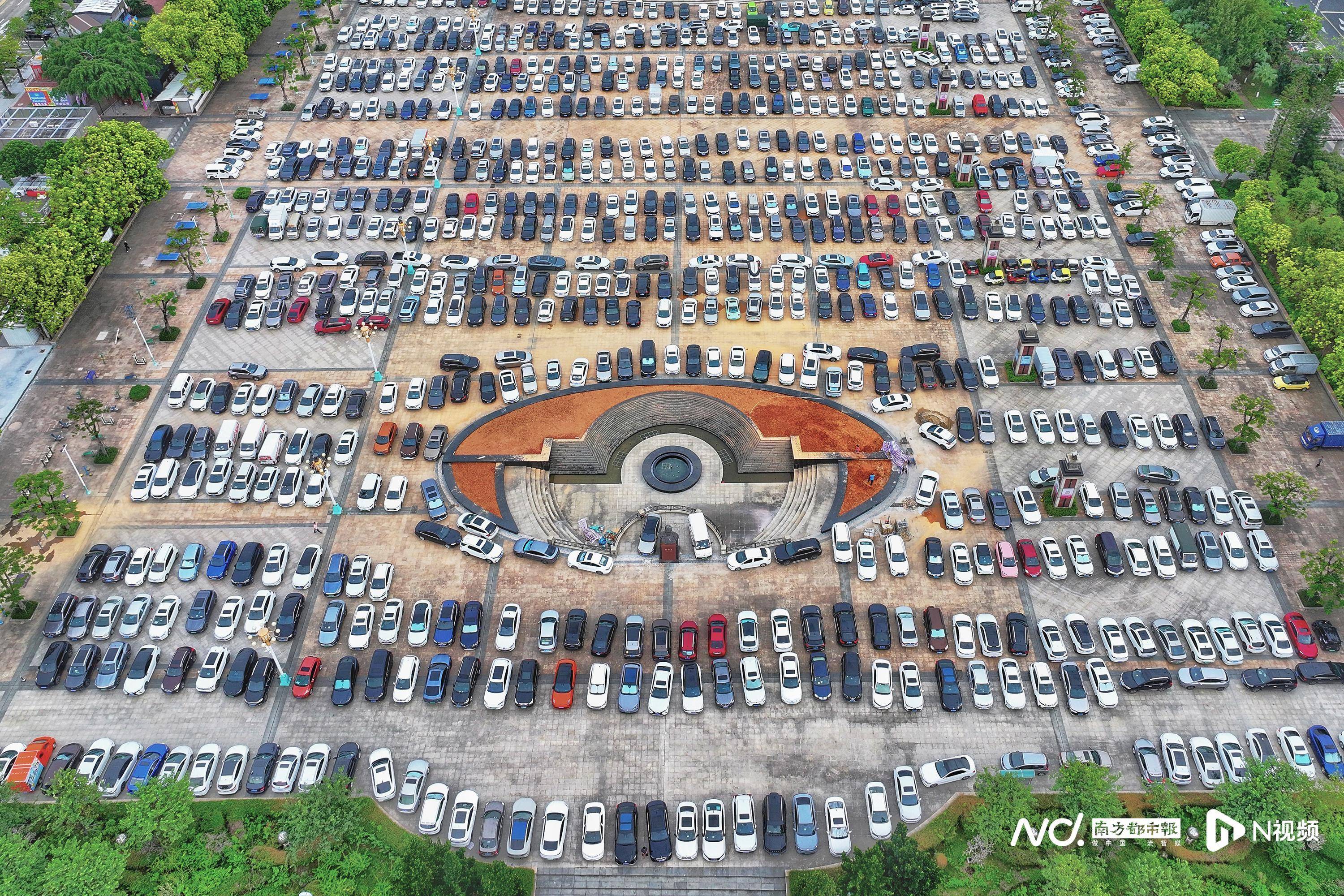 风王“桦加沙”来临前现超美晚霞<strong></p>
<p>bifi币</strong>！广东16城已实行“五停”