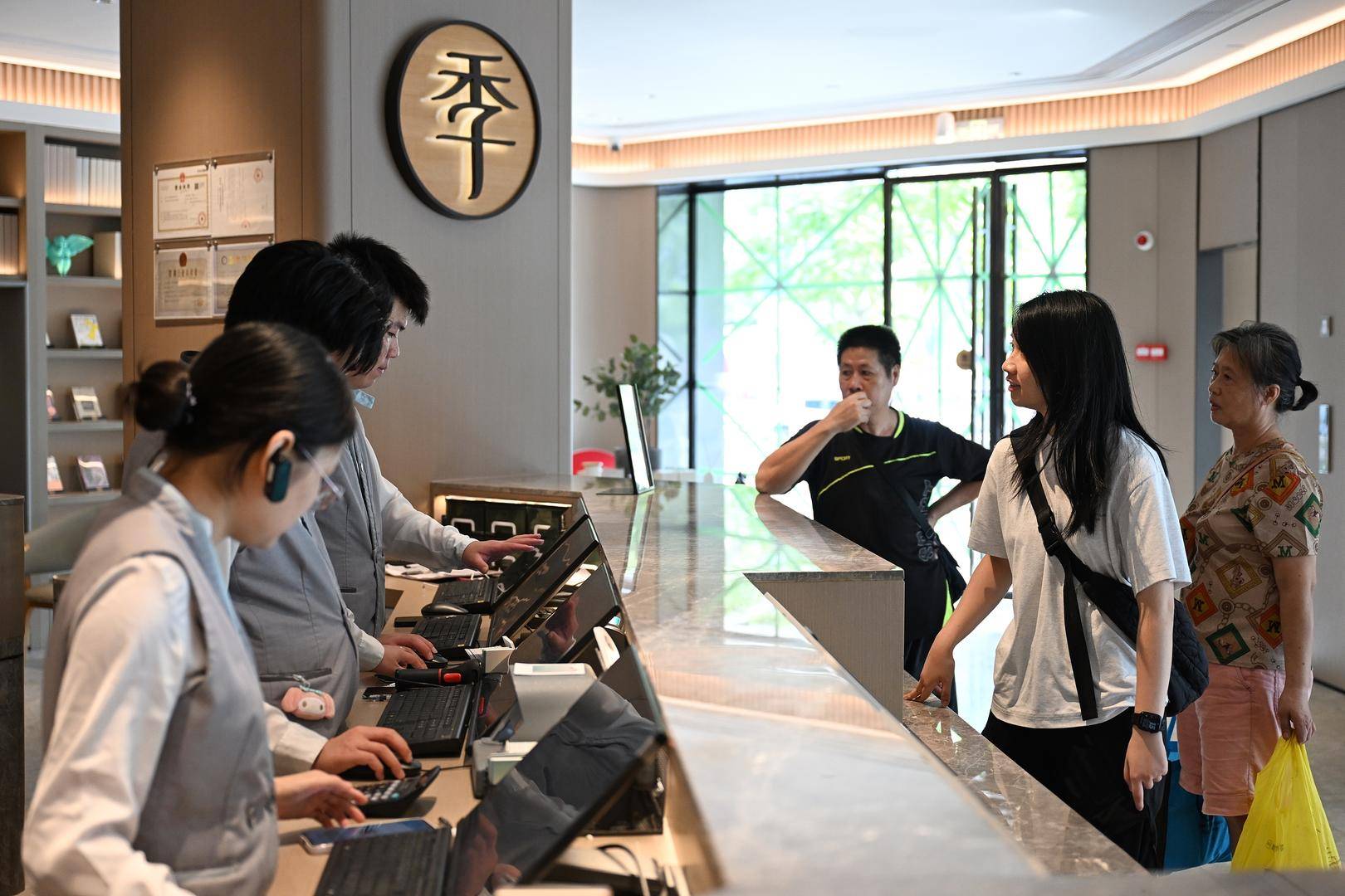 珠海沿海有高层住户被通知撤离<strong></p>
<p>bifi币</strong>，“住了30年第一次撤离”！多家安置酒店已满房