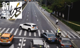 事发上海晚高峰！汹涌车流中<strong></p>
<p>寰球币乐</strong>，一男子绝望跳车，直奔民警而去……