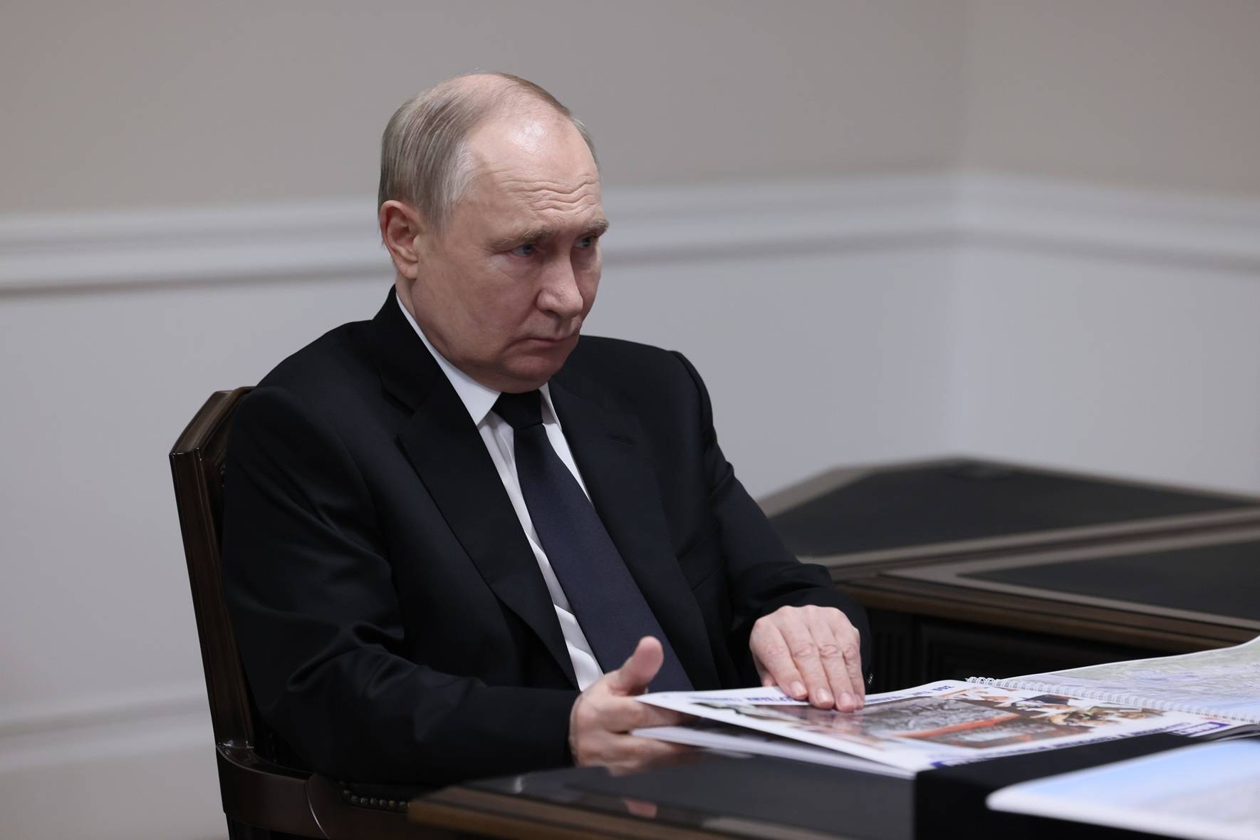 乌军可能袭击克宫?俄方表态<strong></p>
<p>寰球币乐</strong>!丹麦临时禁飞民用无人机5日!乌军:击落及拦截共611个空中目标