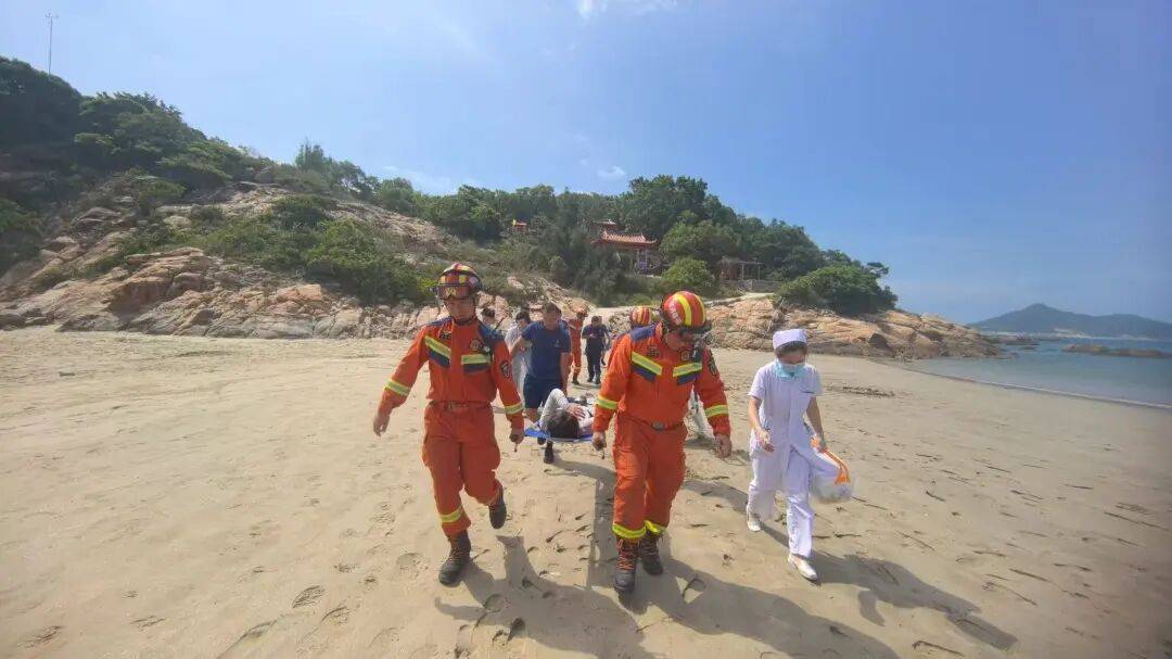 【曝光台】打卡拍照<strong></p>
<p>币币机</strong>，再美也不能用生命对焦