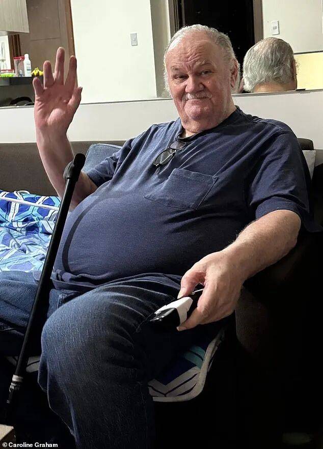 梅根巴黎炫鞋<strong></p>
<p>莱克币</strong>，却踩到戴安娜亡地！UCL停发签证反转！200名中国留子得救了…