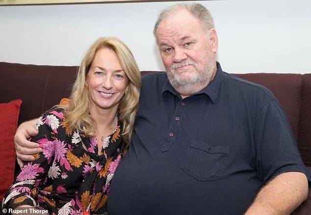 梅根巴黎炫鞋<strong></p>
<p>莱克币</strong>，却踩到戴安娜亡地！UCL停发签证反转！200名中国留子得救了…