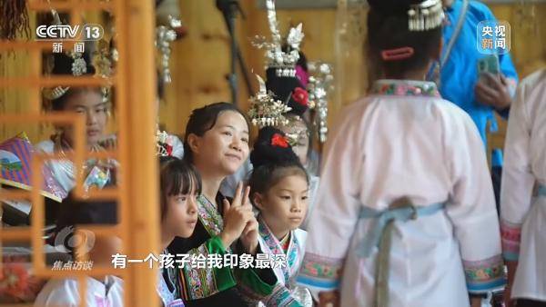 焦点访谈丨年轻人钟情老手艺 非遗装上“新引擎”