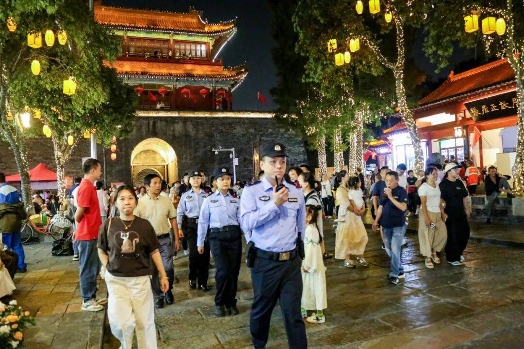 这个国庆<strong></p>
<p>国产币</strong>,荆州火了! / “荆州,我们还来!”