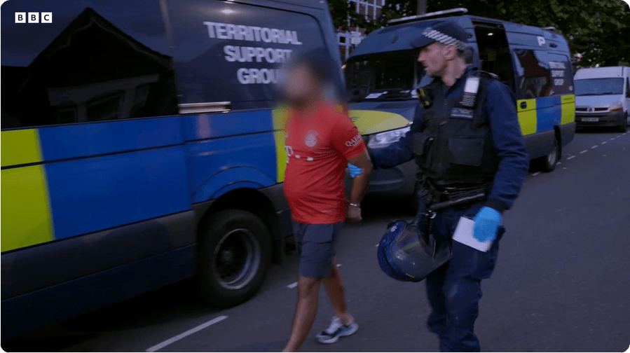 凯特患癌竟因辉瑞疫苗？伦敦4万被盗手机直飞香港<strong></p>
<p>国产币</strong>，比贩毒暴利产业链曝光…