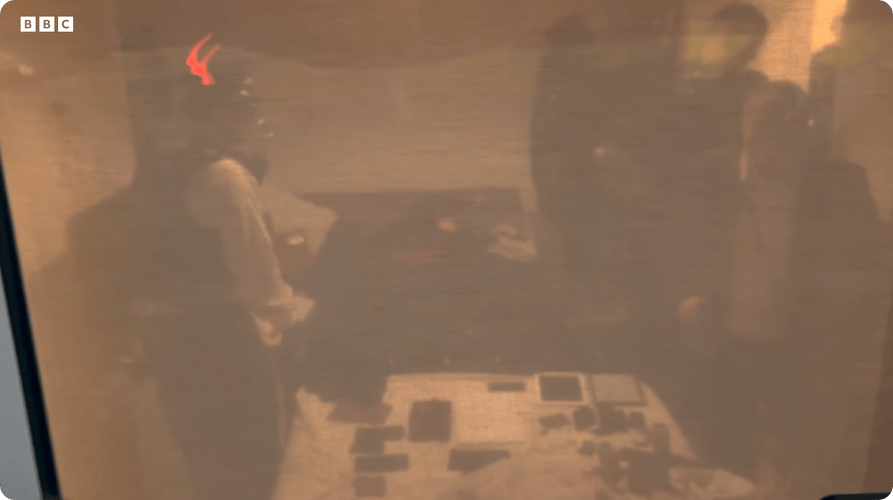 凯特患癌竟因辉瑞疫苗？伦敦4万被盗手机直飞香港<strong></p>
<p>国产币</strong>，比贩毒暴利产业链曝光…