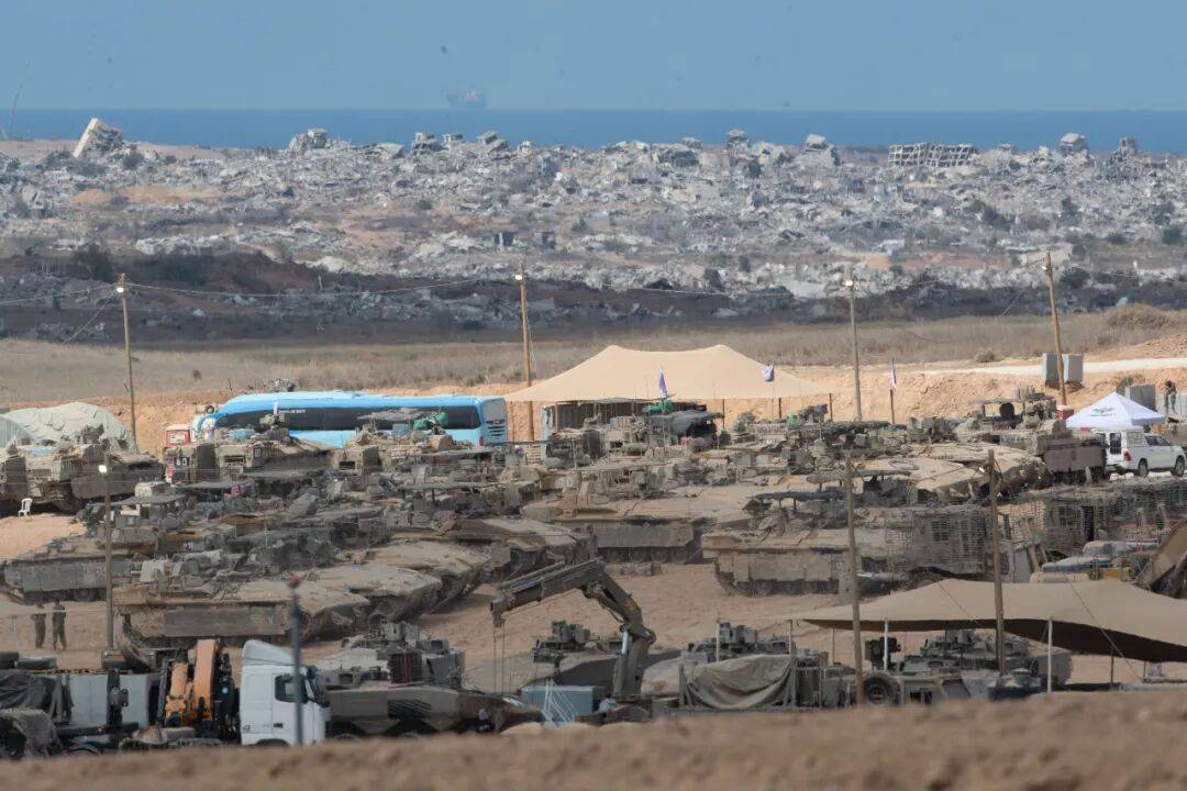 英、法、德领导人发表联合声明