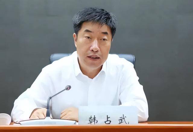 中央委员被“双开”<strong></p>
<p>全币白</strong>，62岁女副部任上被查！中纪委上周通报查处26人