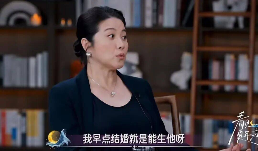 52岁影后颜丙燕公开小20岁男友：他知道我将步入更年期<strong></p>
<p>吉祥币</strong>，已甜蜜相恋5年，两人出门必须手拉手