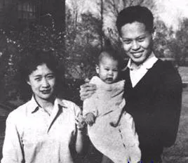 103岁杨振宁去世<strong></p>
<p>委内瑞拉法币</strong>，象牙塔倒塌