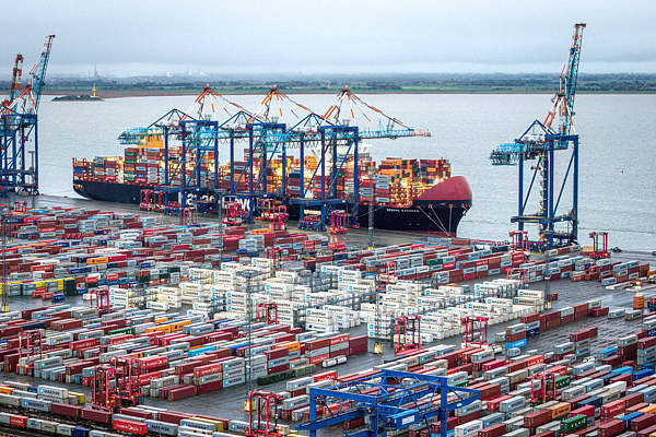 “格局再次逆转：中国取代美国<strong></p>
<p>币下</strong>，再次成为德国最大贸易伙伴”