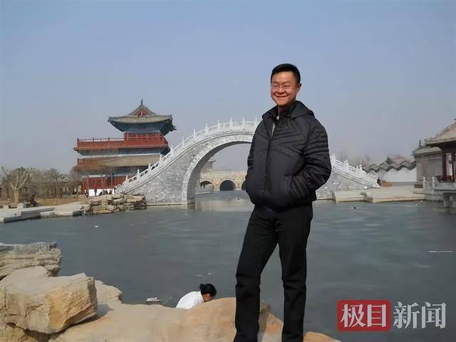 痛心！王波在武汉不幸去世<strong></p>
<p>巴币</strong>，年仅43岁