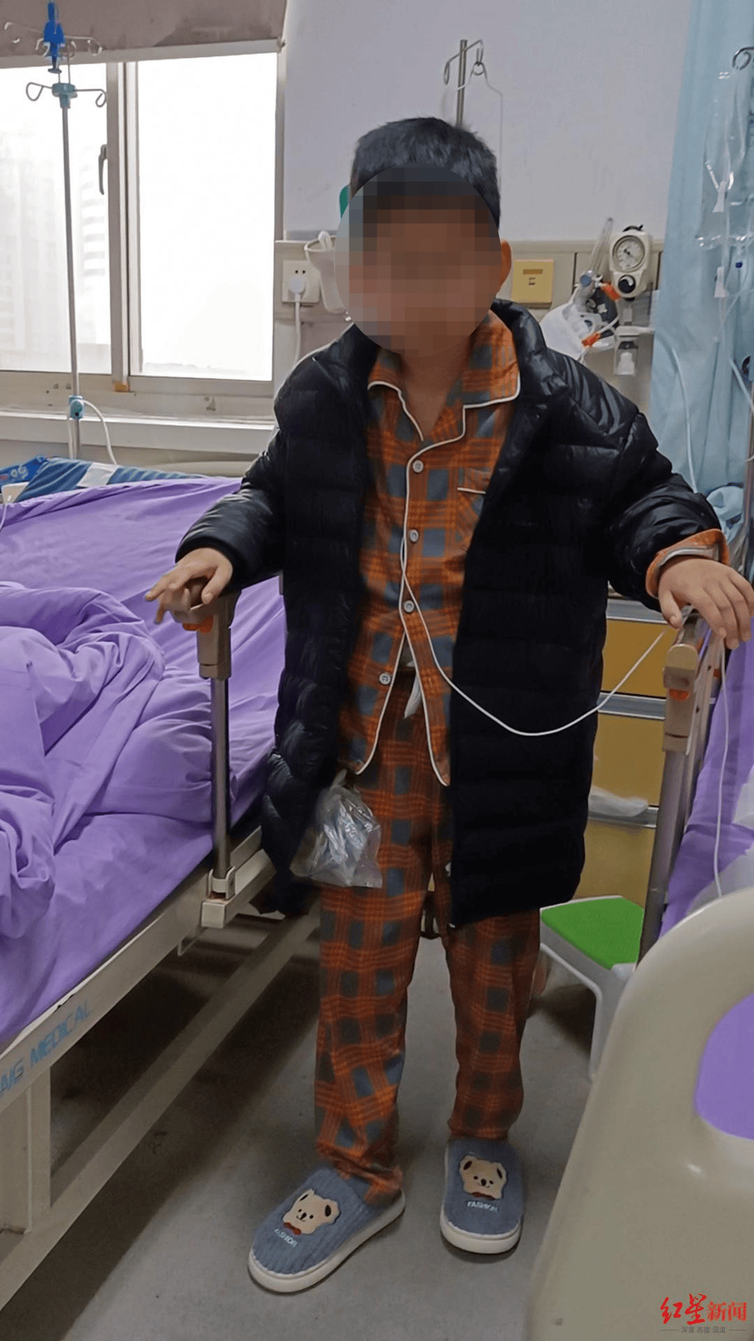 玩耍被撞后10岁男孩被诊断有肿瘤<strong></p>
<p>华币</strong>,多器官切除 当地卫健局:医院存在问题,已立案