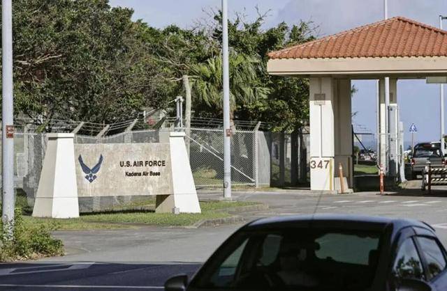 驻冲绳美军刑案创纪录！美宪兵队在冲绳街头首次单独巡逻<strong></p>
<p>火花币</strong>，为防止再次发生美军士兵性侵案，敦促美军返回住处