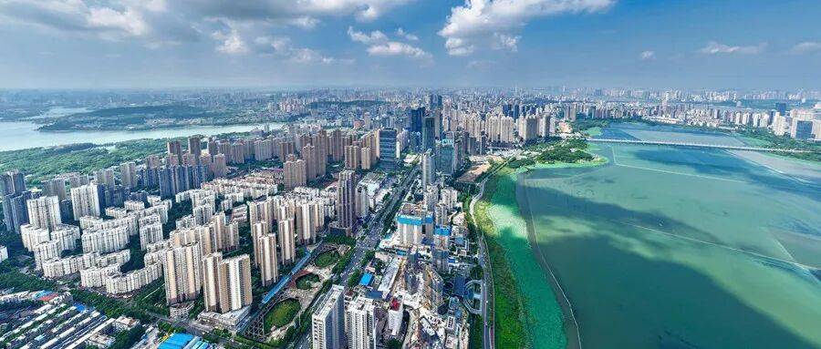 消费十强城市洗牌<strong></p>
<p>币今</strong>，中西部的逆袭？