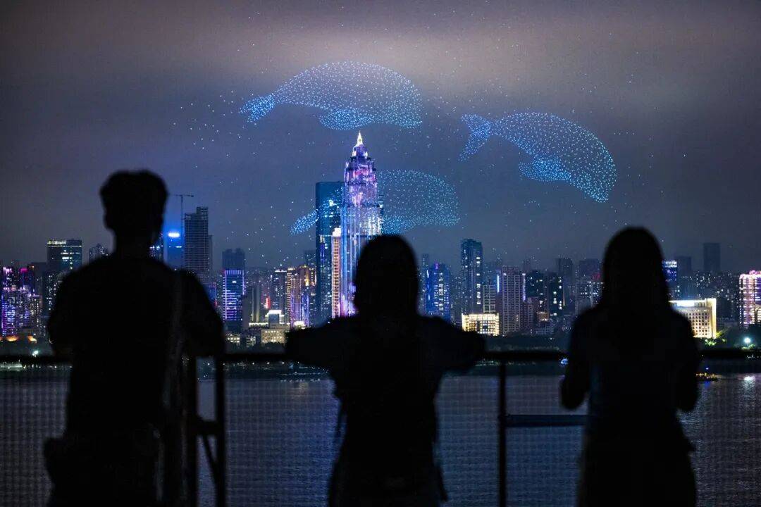 消费十强城市洗牌<strong></p>
<p>币今</strong>，中西部的逆袭？