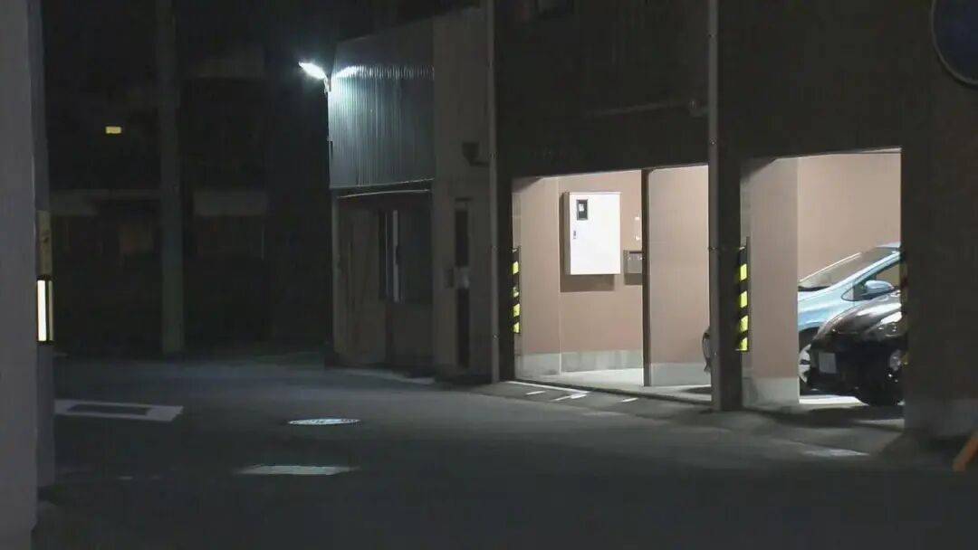 男子开车撞倒人<strong></p>
<p>帮币</strong>，下车一看竟是自己86岁的父亲，老人送医后身亡