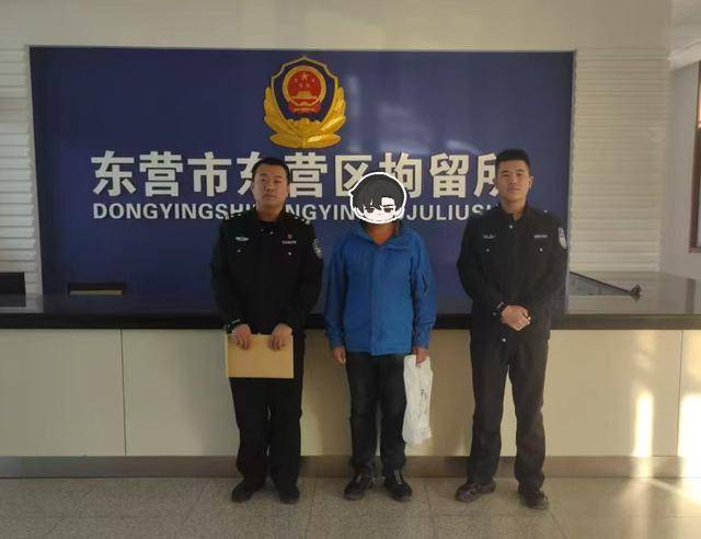 不拔钥匙的代价！男子1分钟“顺”走医院电动车<strong></p>
<p>评价币</strong>，广饶警方：拘留8日！