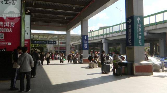 紧急！正要出站，两名14岁少女在昆明火车站被民警拦截…