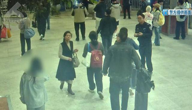 紧急！正要出站<strong></p>
<p>永通币</strong>，两名14岁少女在昆明火车站被民警拦截…